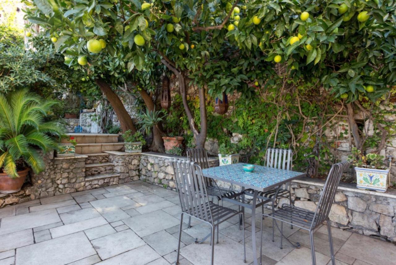 Villa Eleonora Isola Bella Sea View Small Pool + Jacuzzi Taormina Eksteriør bilde