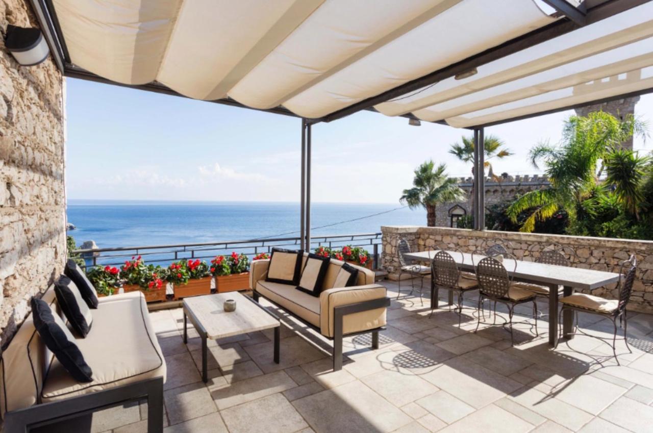 Villa Eleonora Isola Bella Sea View Small Pool + Jacuzzi Taormina Eksteriør bilde