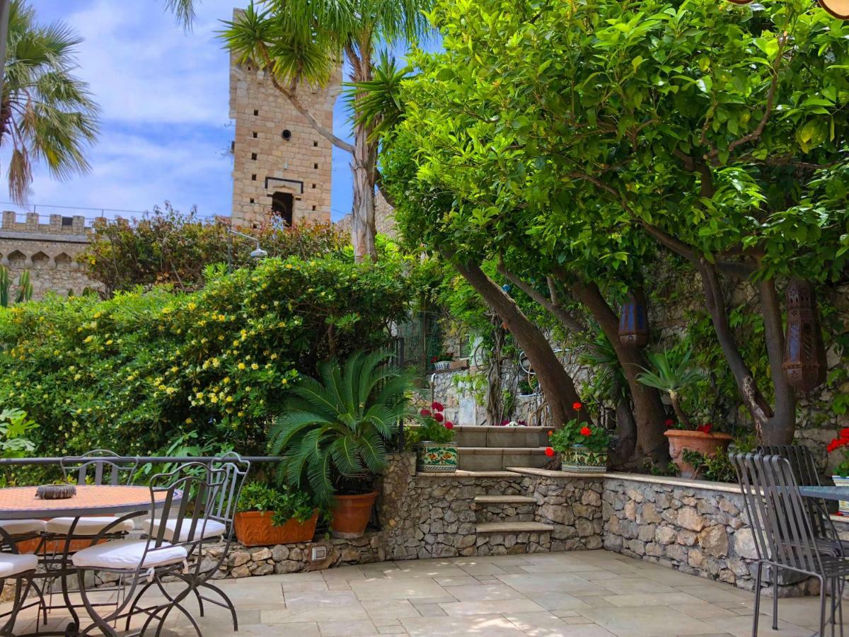 Villa Eleonora Isola Bella Sea View Small Pool + Jacuzzi Taormina Eksteriør bilde